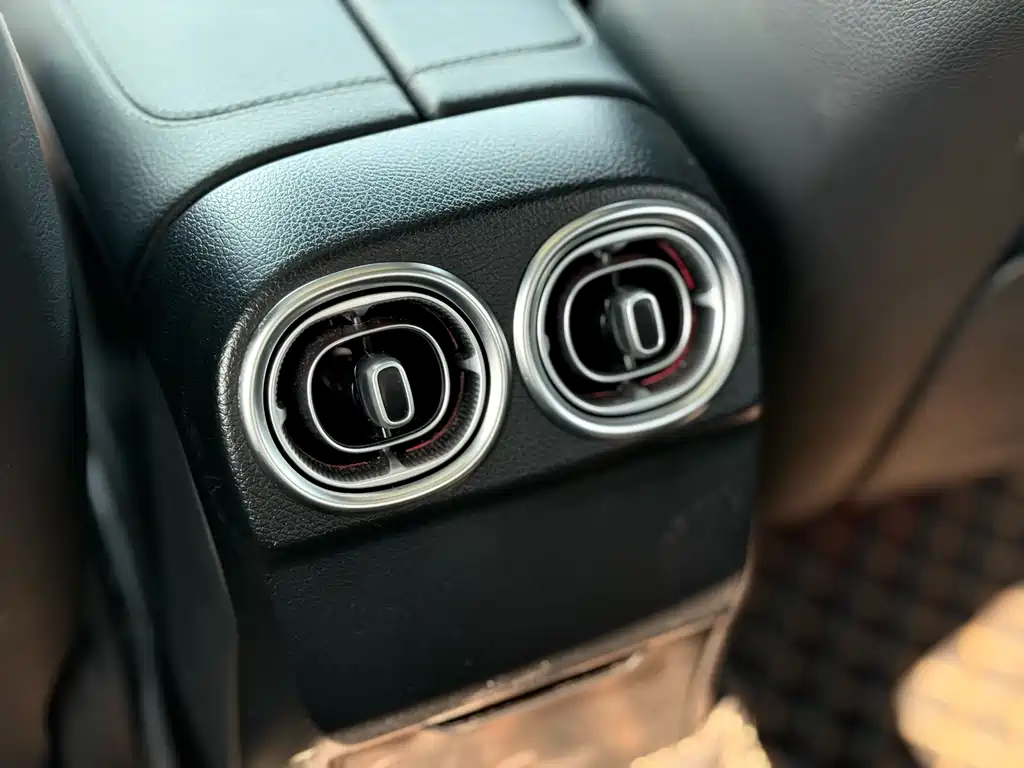Mercedes-Benz Mercedes-Benz C-Class 2023 Model Year Facelift C 260 L 2023 - thumbnail 10