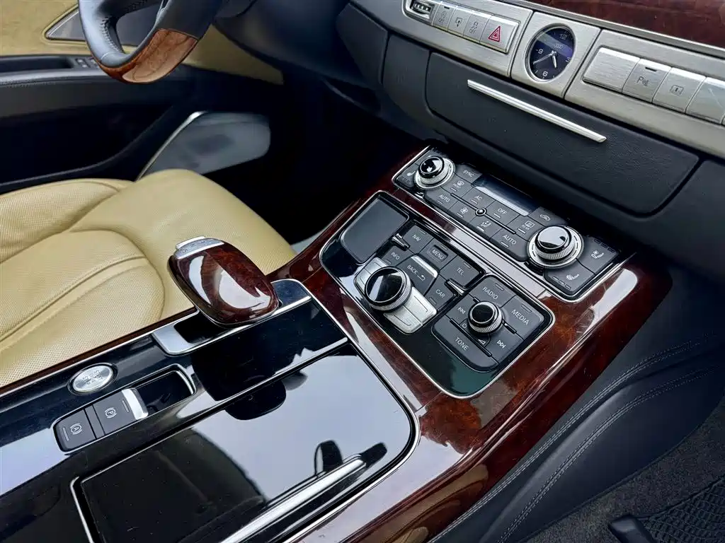 Audi Audi A8 2012 A8L 6.3 FSI W12 quattro 2012 - thumbnail 14