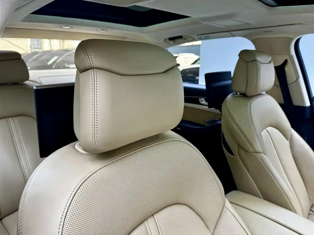 Audi Audi A8 2012 A8L 6.3 FSI W12 quattro 2012 - thumbnail 19