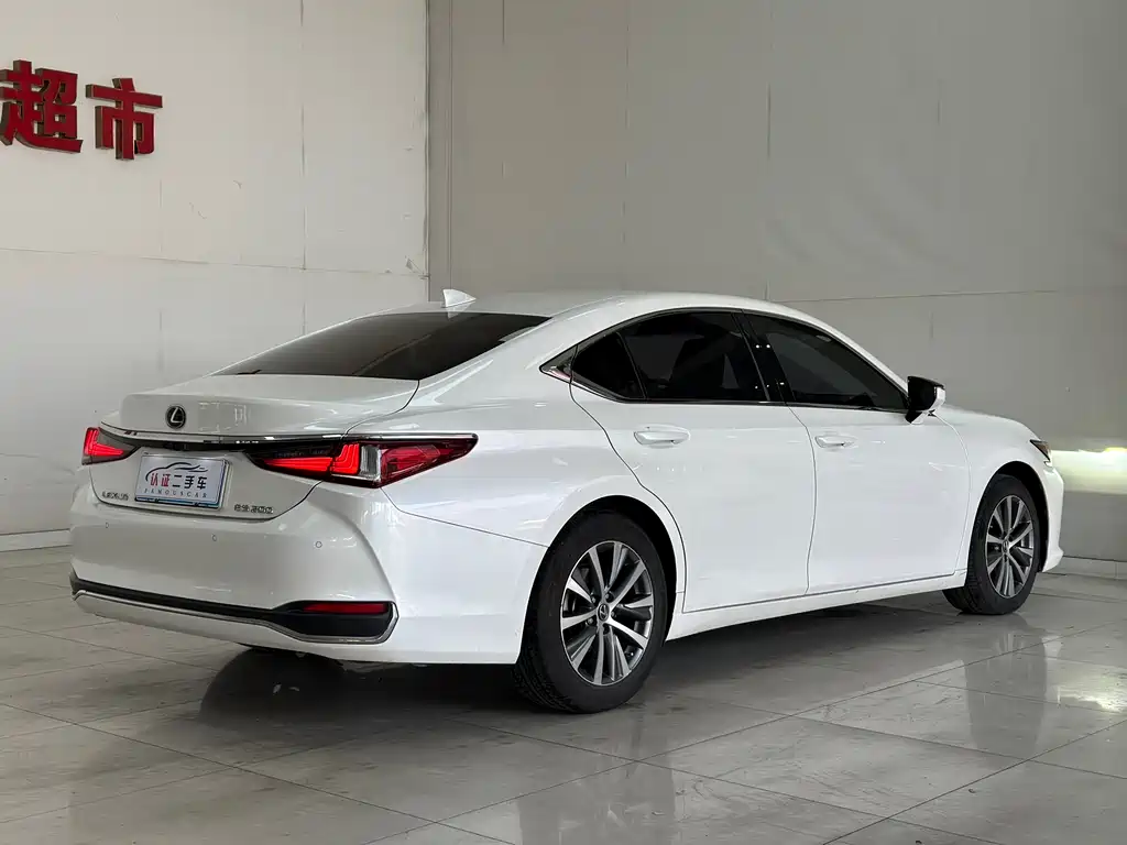 Lexus Lexus ES 2020 200 Luxury Edition 2019 - thumbnail 16
