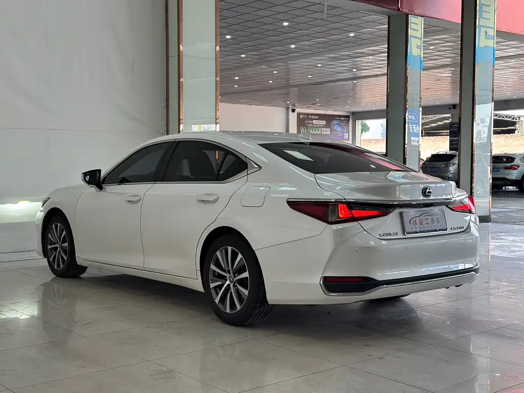 Lexus Lexus ES 2020 200 Luxury Edition 2019 - thumbnail 18