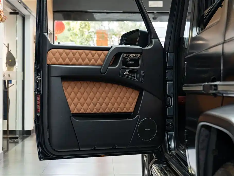 Mercedes-Benz Mercedes-Benz G-Class AMG 2013 AMG G 65 2014 - thumbnail 10