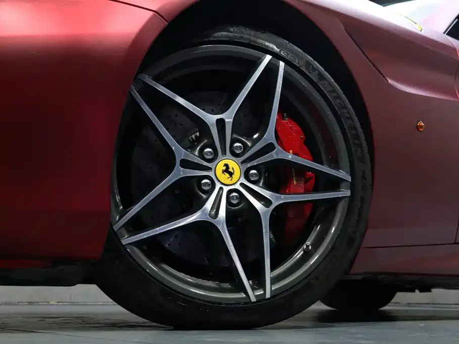 Ferrari Ferrari California T 2015 3.9T Standard 2018 - thumbnail 3