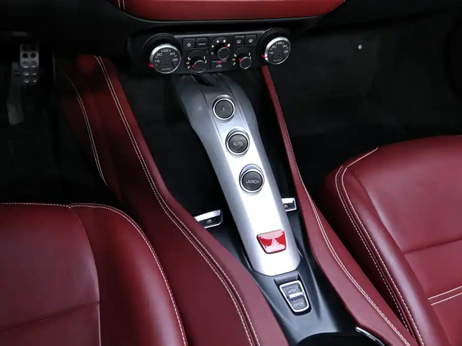 Ferrari Ferrari California T 2015 3.9T Standard 2018 - thumbnail 9