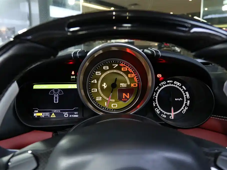 Ferrari Ferrari California T 2015 3.9T Standard 2018 - thumbnail 20
