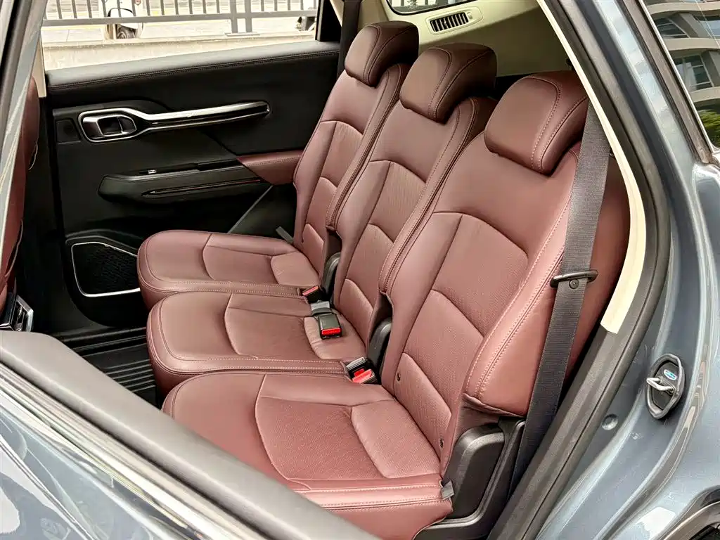 Geely Auto Geely Haoyue 2022 1.8TD DCT Flagship 7-seater 2022 - thumbnail 11