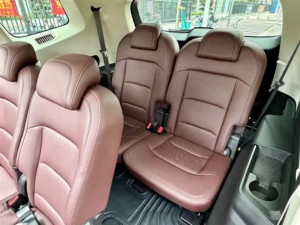 Geely Auto Geely Haoyue 2022 1.8TD DCT Flagship 7-seater 2022 - thumbnail 12