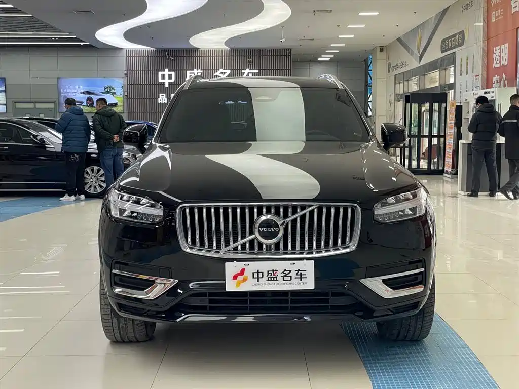 Volvo Volvo XC90 2023 B5 Momentum Luxury 5-seat 2023 - thumbnail 2