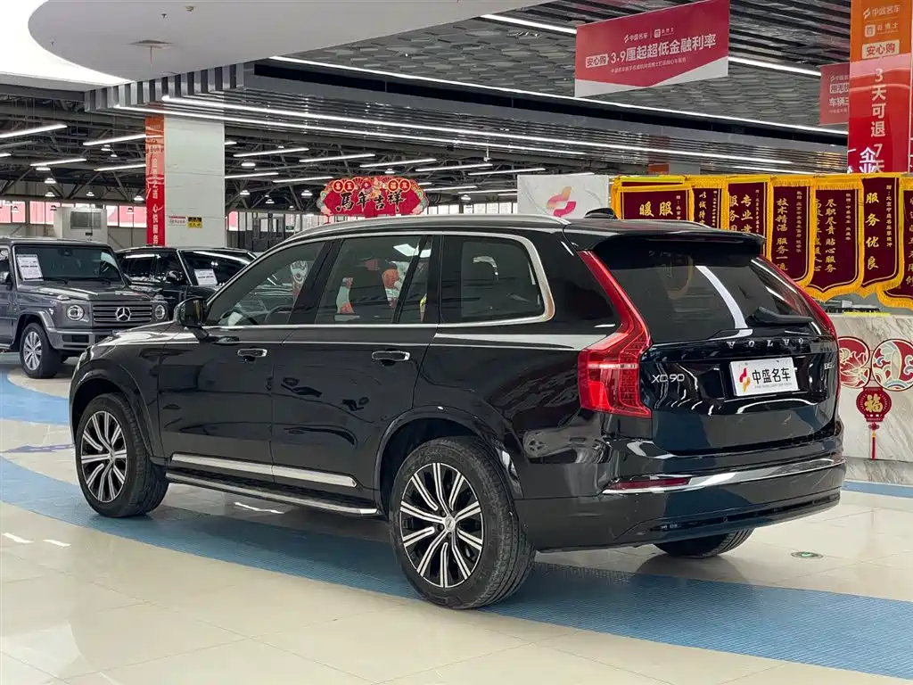 Volvo Volvo XC90 2023 B5 Momentum Luxury 5-seat 2023 - thumbnail 5