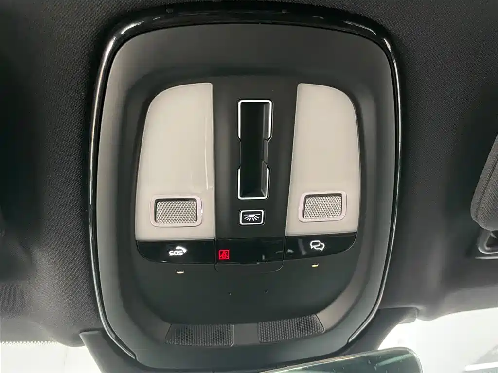 Volvo Volvo XC90 2023 B5 Momentum Luxury 5-seat 2023 - thumbnail 23