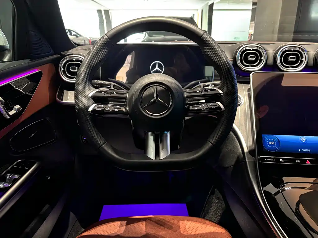 Mercedes-Benz Mercedes-Benz C-Class 2024 Facelift C 260 L Sport Edition 2024 - thumbnail 10