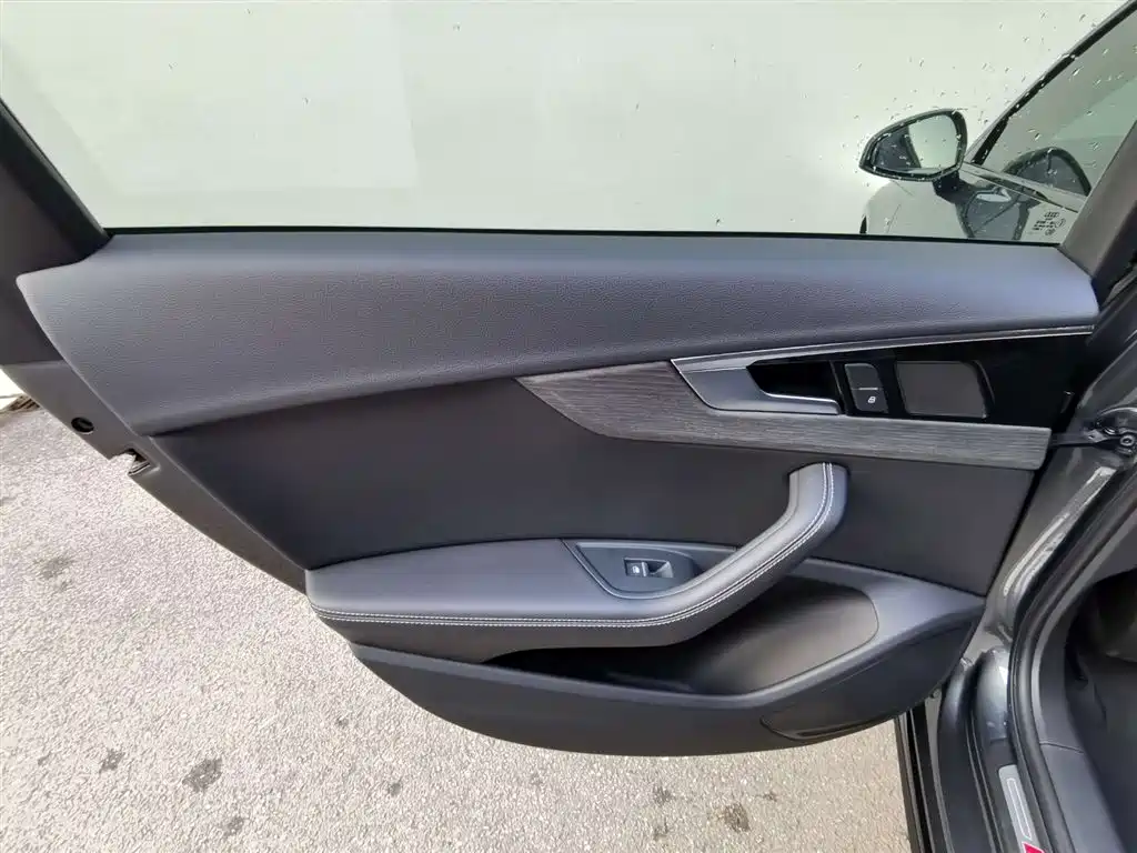 Audi Audi A4L 2023 40 TFSI Premium Dynamic Edition 2023 - thumbnail 22