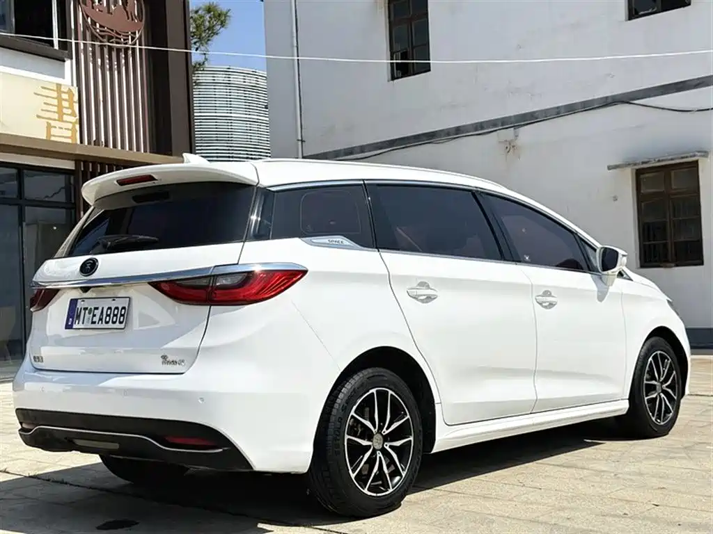 BYD BYD Song MAX 2018 1.5T Automatic Intelligent Flagship 7-seater 2018 - thumbnail 4