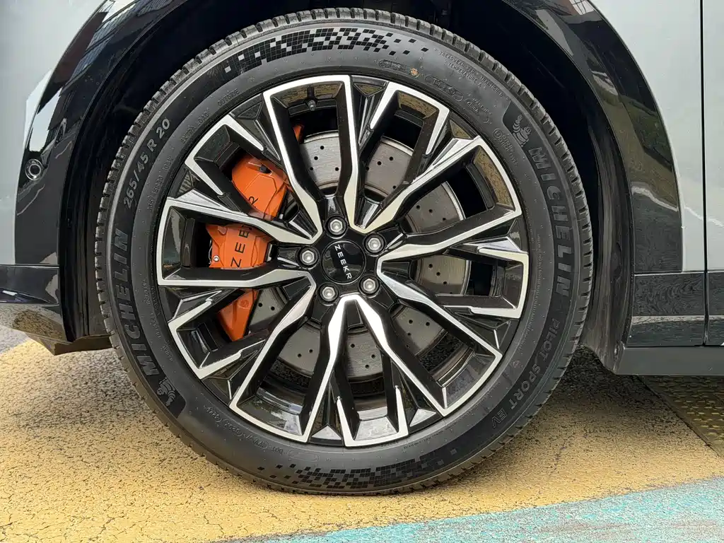 Zeekr Zeekr 7X 2025 Model 100kWh Long Range AWD Intelligent Driving Version 2024 - thumbnail 5