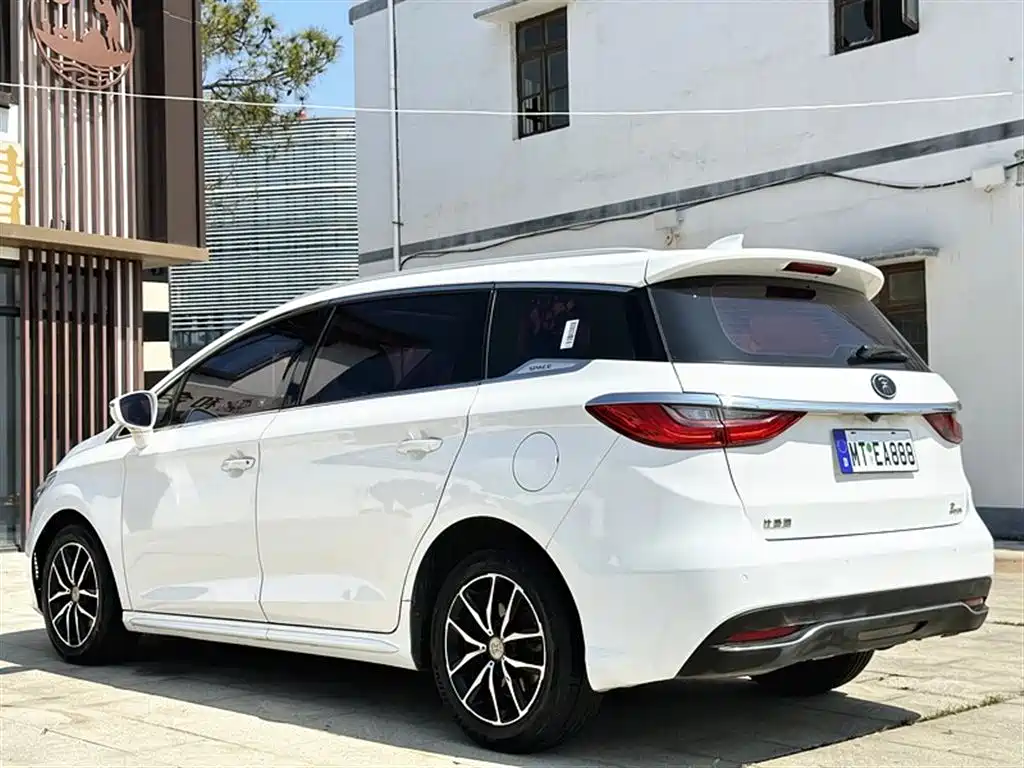 BYD BYD Song MAX 2018 1.5T Automatic Intelligent Flagship 7-seater 2018 - thumbnail 6
