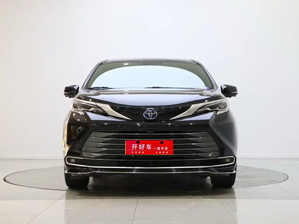 Toyota Toyota Sienna 2023 2.5L Hybrid Premium Edition 2023