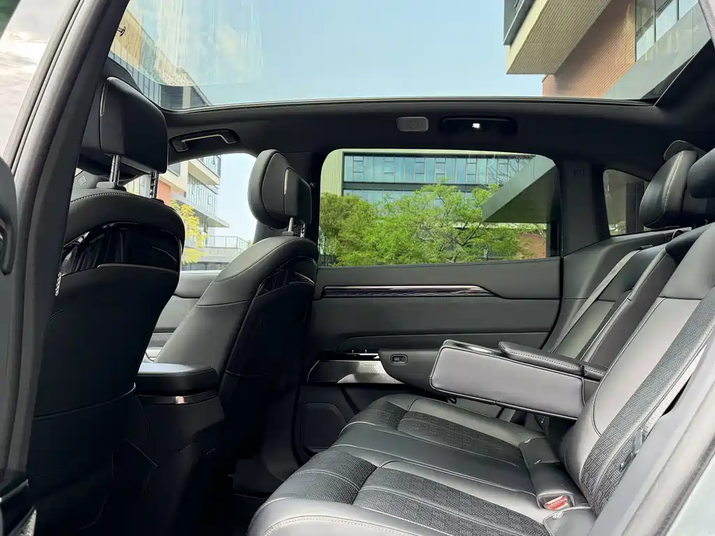 Zeekr Zeekr 7X 2025 Model 100kWh Long Range AWD Intelligent Driving Version 2024 - thumbnail 10