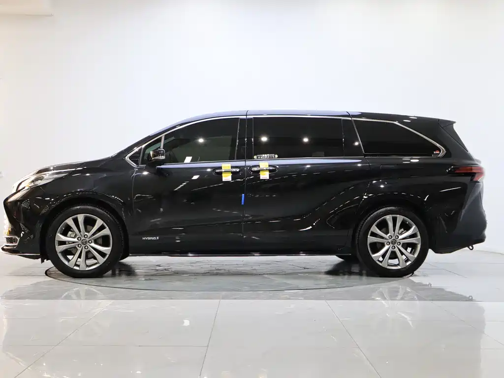Toyota Toyota Sienna 2023 2.5L Hybrid Premium Edition 2023 - thumbnail 5