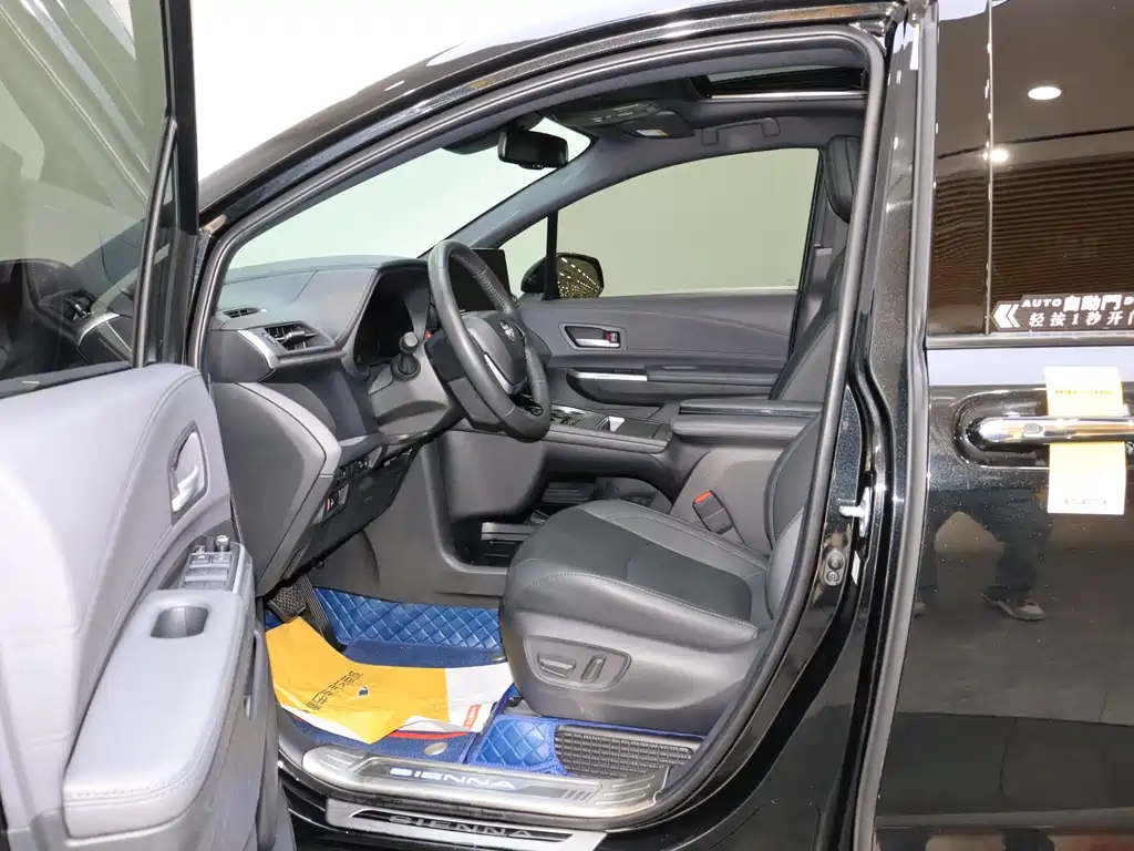 Toyota Toyota Sienna 2023 2.5L Hybrid Premium Edition 2023 - thumbnail 14