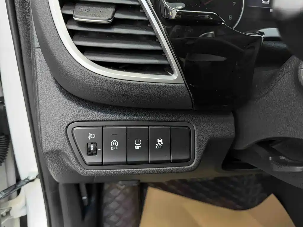 Kia Kia KX3 2021 1.5L CVT Trend Edition 2023 - thumbnail 10