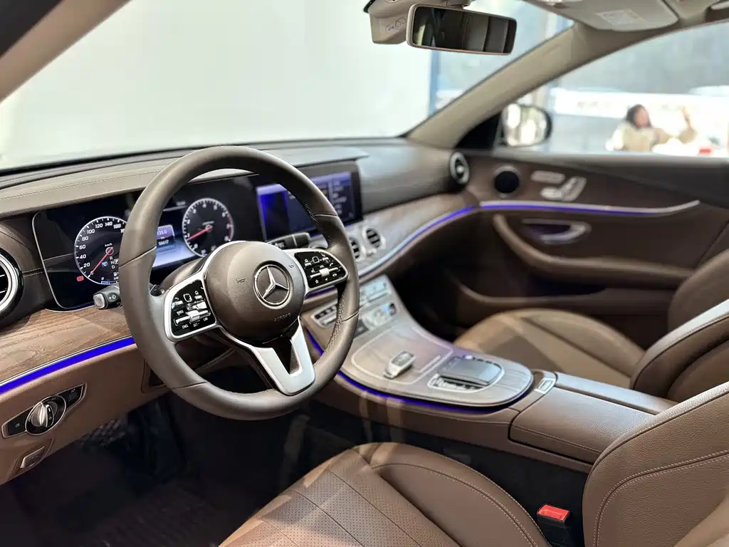 Mercedes-Benz Mercedes-Benz E-Class 2020 Facelift E 300 L Fashion Edition 2020 - thumbnail 10