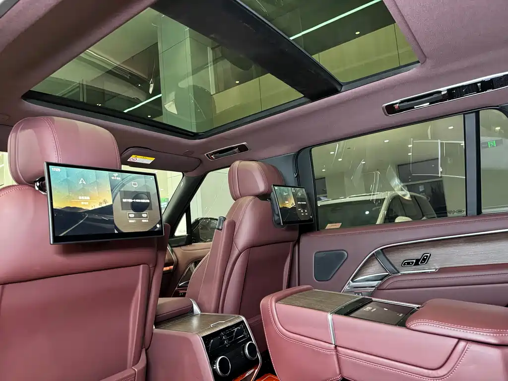 Land Rover Range Rover 2024 3.0 L6 400PS Autobiography Long Wheelbase 2024 - thumbnail 10