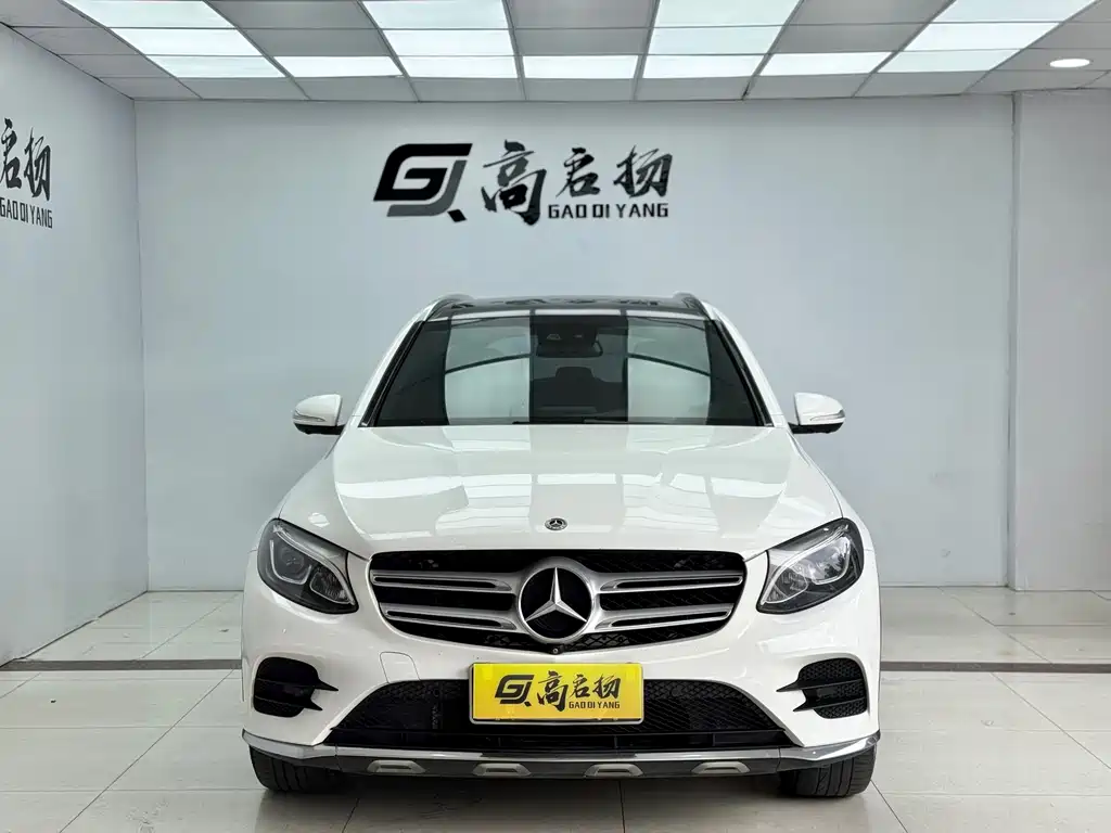 Mercedes-Benz Mercedes-Benz GLC 2018 GLC 260 4MATIC Luxury Model 2018 - thumbnail 2