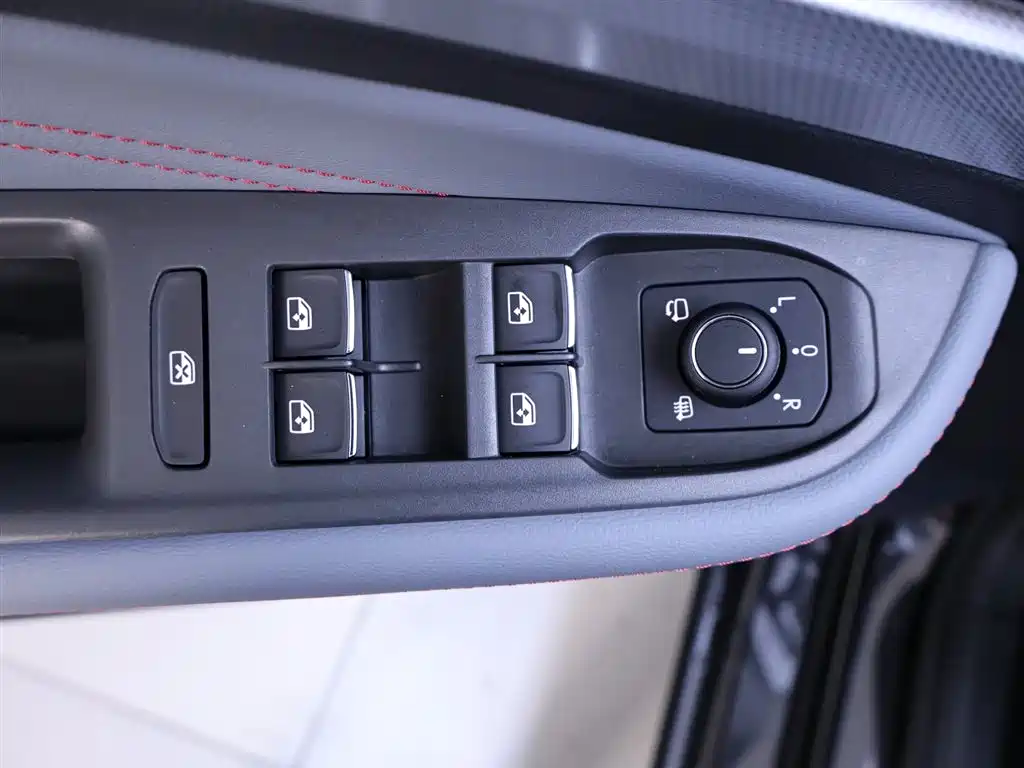 Volkswagen Lamando 2025 Lamando L 280TSI DSG Cool Spice Edition 2025 - thumbnail 17
