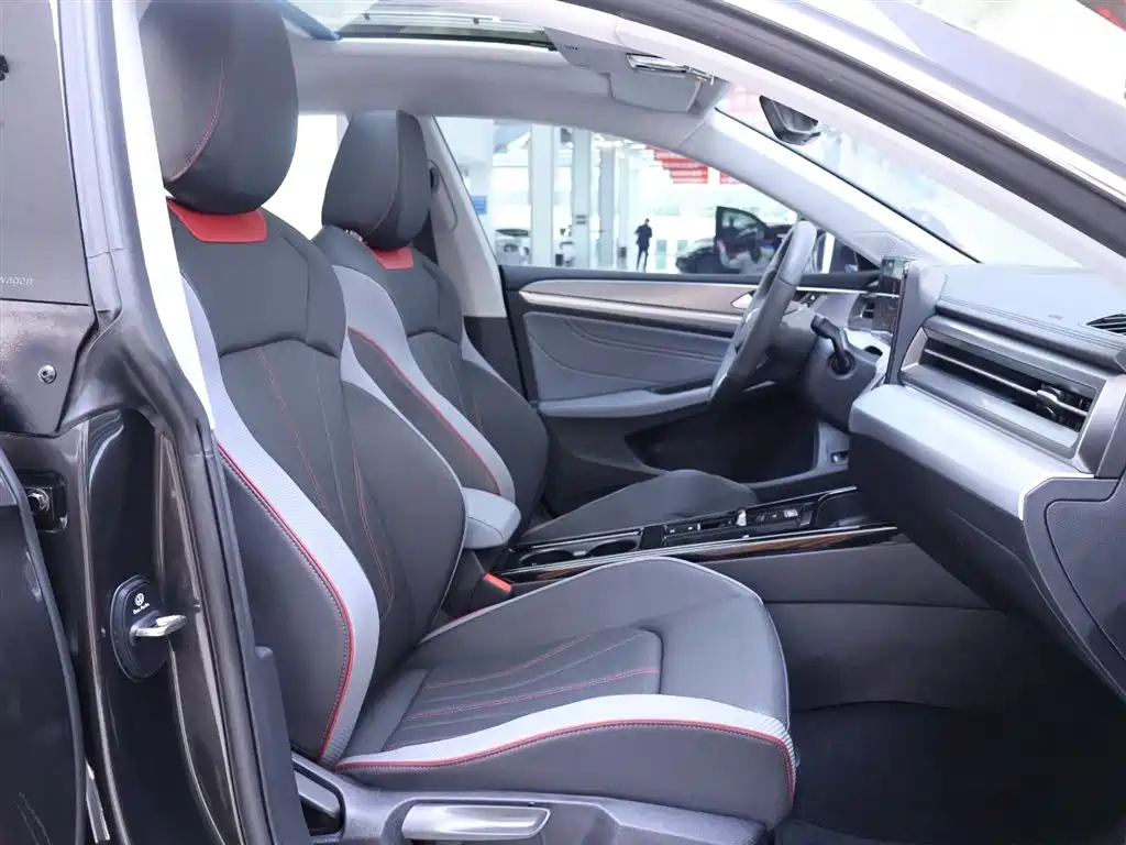 Volkswagen Lamando 2025 Lamando L 280TSI DSG Cool Spice Edition 2025 - thumbnail 20