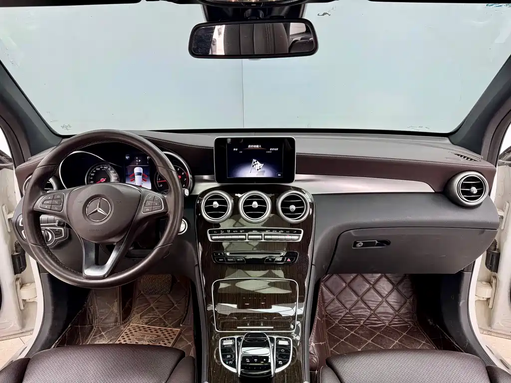 Mercedes-Benz Mercedes-Benz GLC 2018 GLC 260 4MATIC Luxury Model 2018 - thumbnail 19