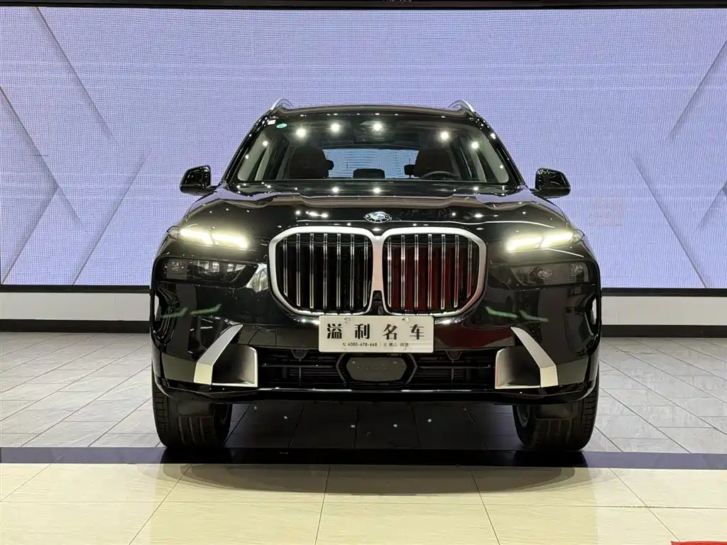 BMW BMW X7 xDrive40i Luxury Package 2026 - thumbnail 4