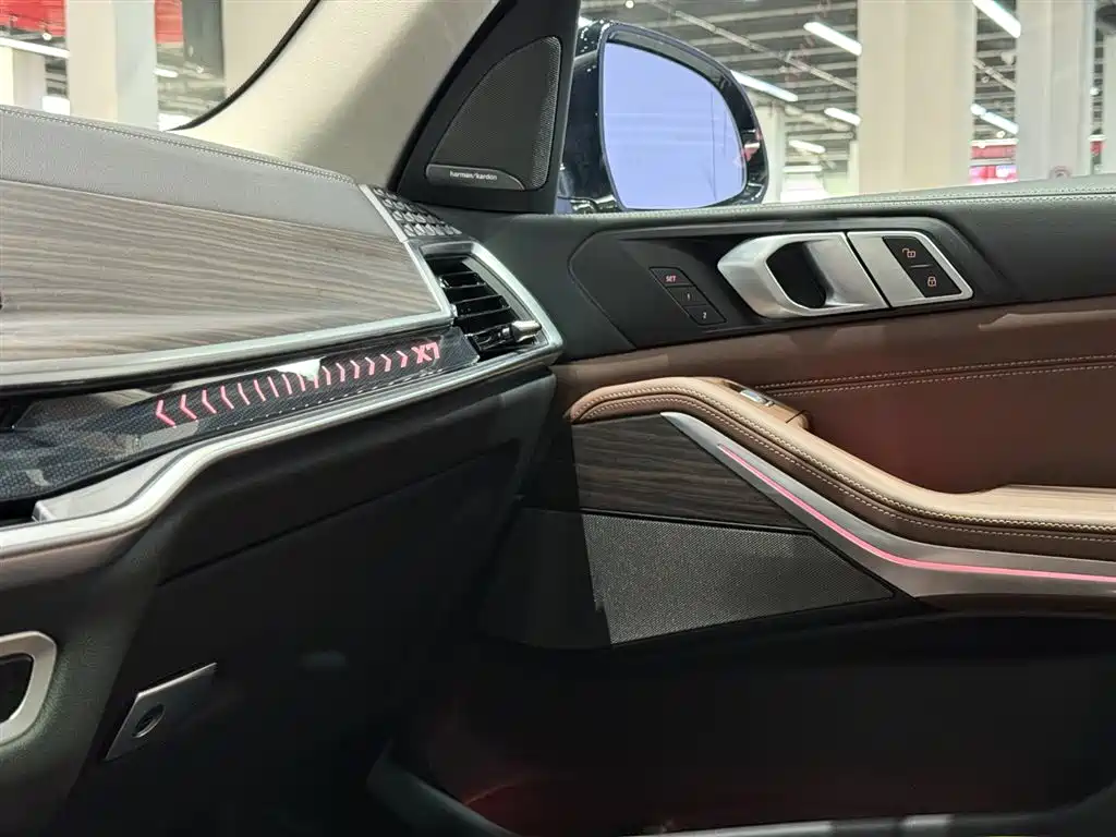 BMW BMW X7 xDrive40i Luxury Package 2026 - thumbnail 13