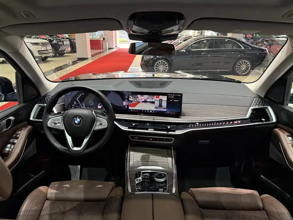 BMW BMW X7 xDrive40i Luxury Package 2026 - thumbnail 18