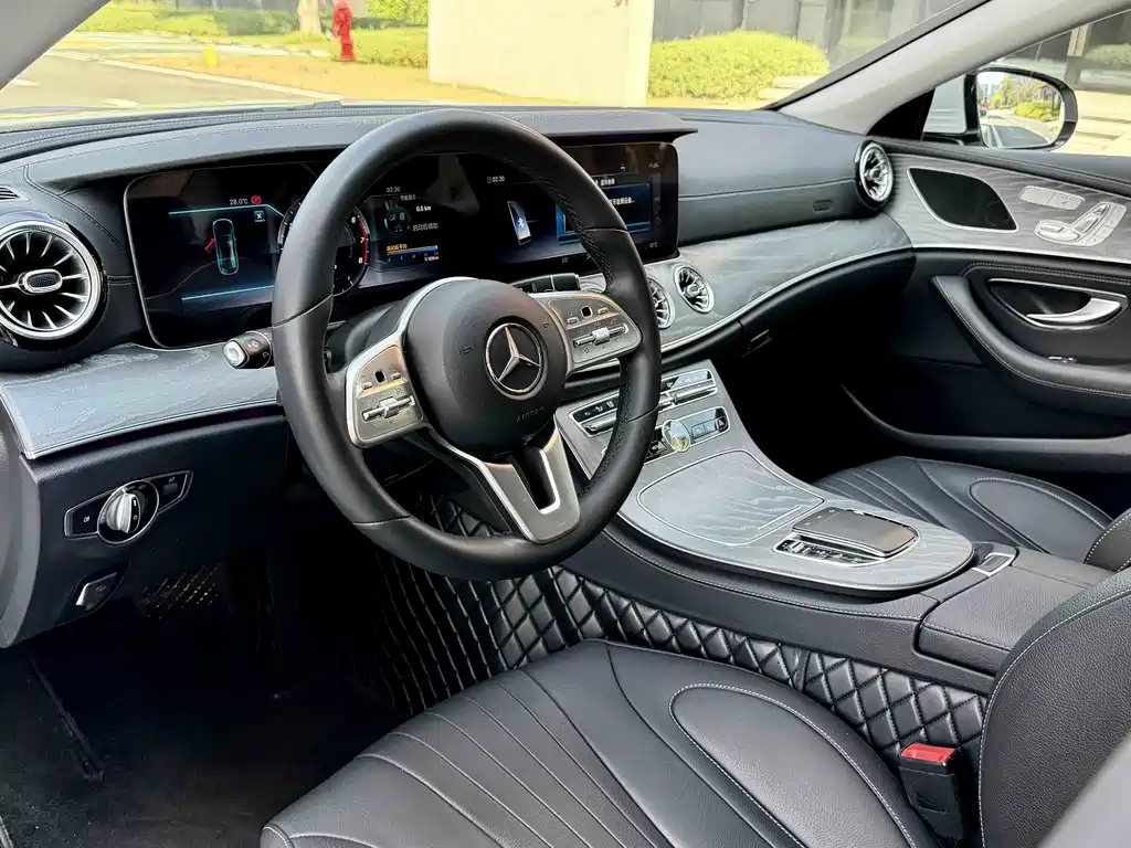 Mercedes-Benz Mercedes-Benz CLS 2018 CLS 300 Sport Edition 2019 - thumbnail 4