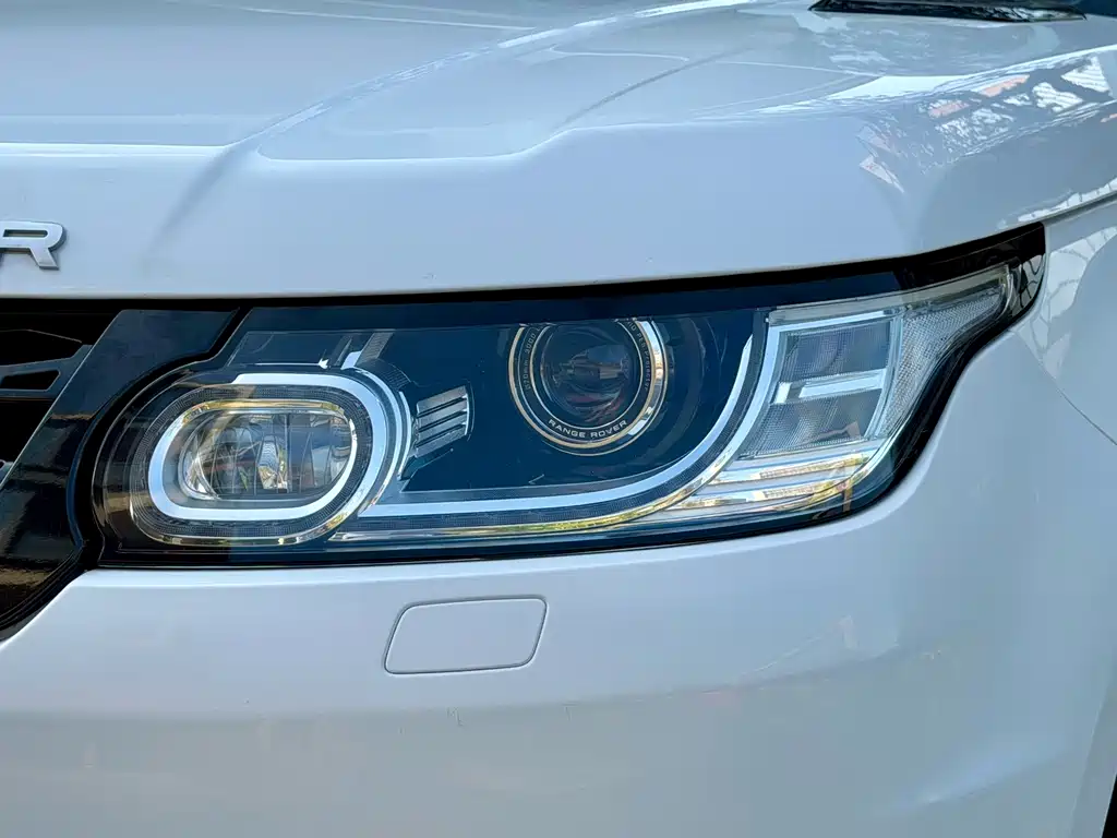 Land Rover Range Rover Sport 2016 3.0 SC V6 SE 2016 - thumbnail 4
