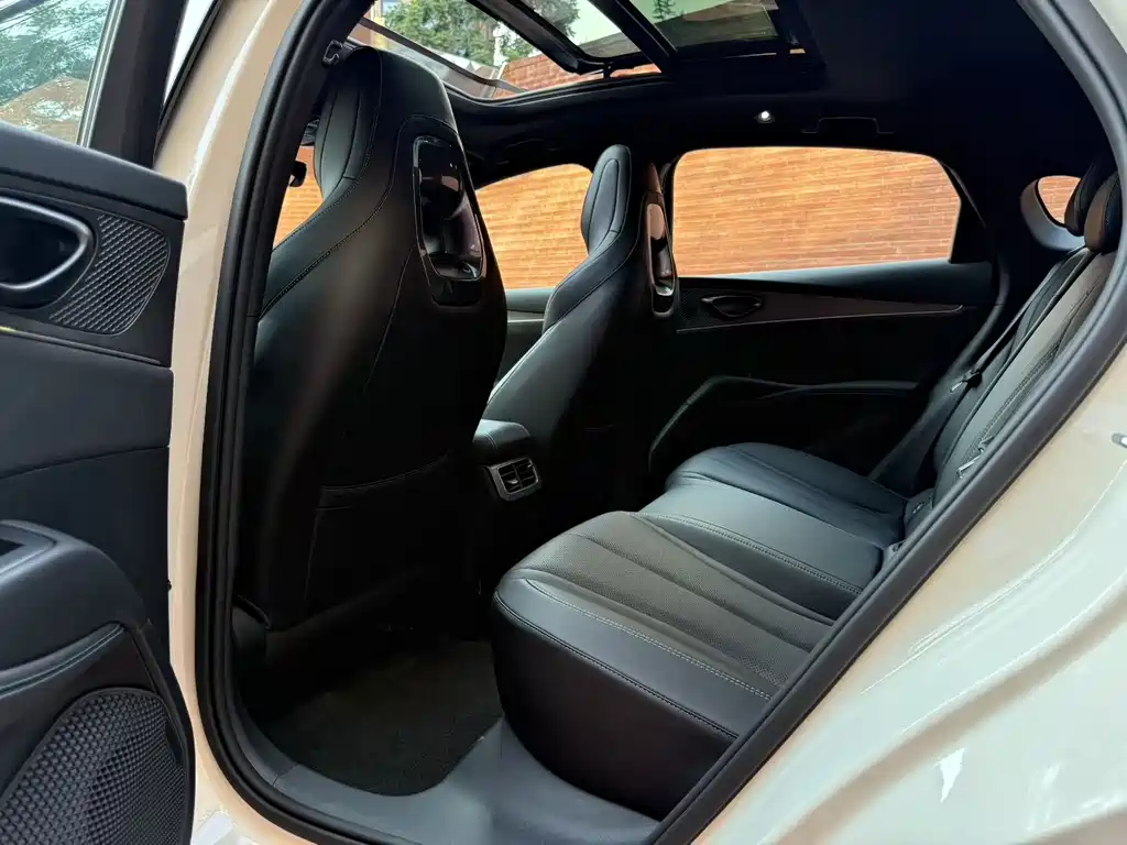 BYD BYD Seal 06 2025 DM-i Intelligent Driving Edition 120KM Premium Model 2025 - thumbnail 5