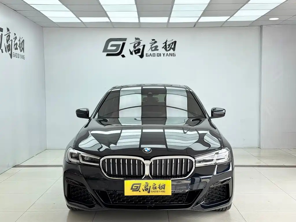 BMW BMW 5 Series 2022 Model Update 2 525Li M Sport Package 2022 - thumbnail 2