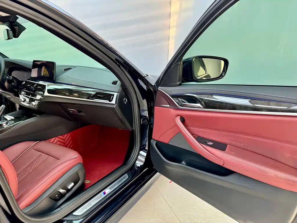 BMW BMW 5 Series 2022 Model Update 2 525Li M Sport Package 2022 - thumbnail 12