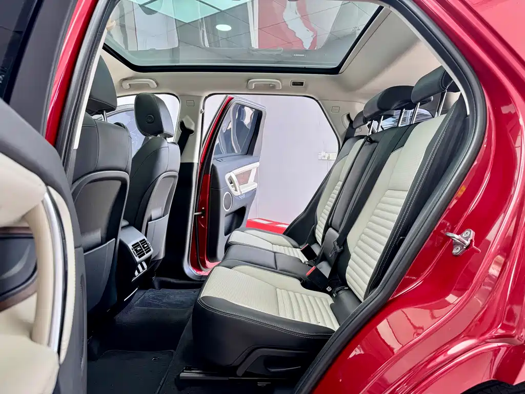 Land Rover Discovery Sport 2020 249PS R-Dynamic Performance Technology Edition 7-seater 2020 - thumbnail 8