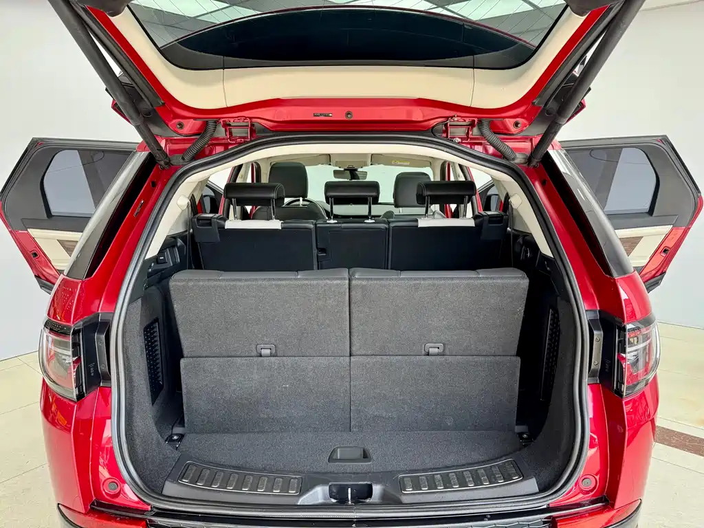 Land Rover Discovery Sport 2020 249PS R-Dynamic Performance Technology Edition 7-seater 2020 - thumbnail 24