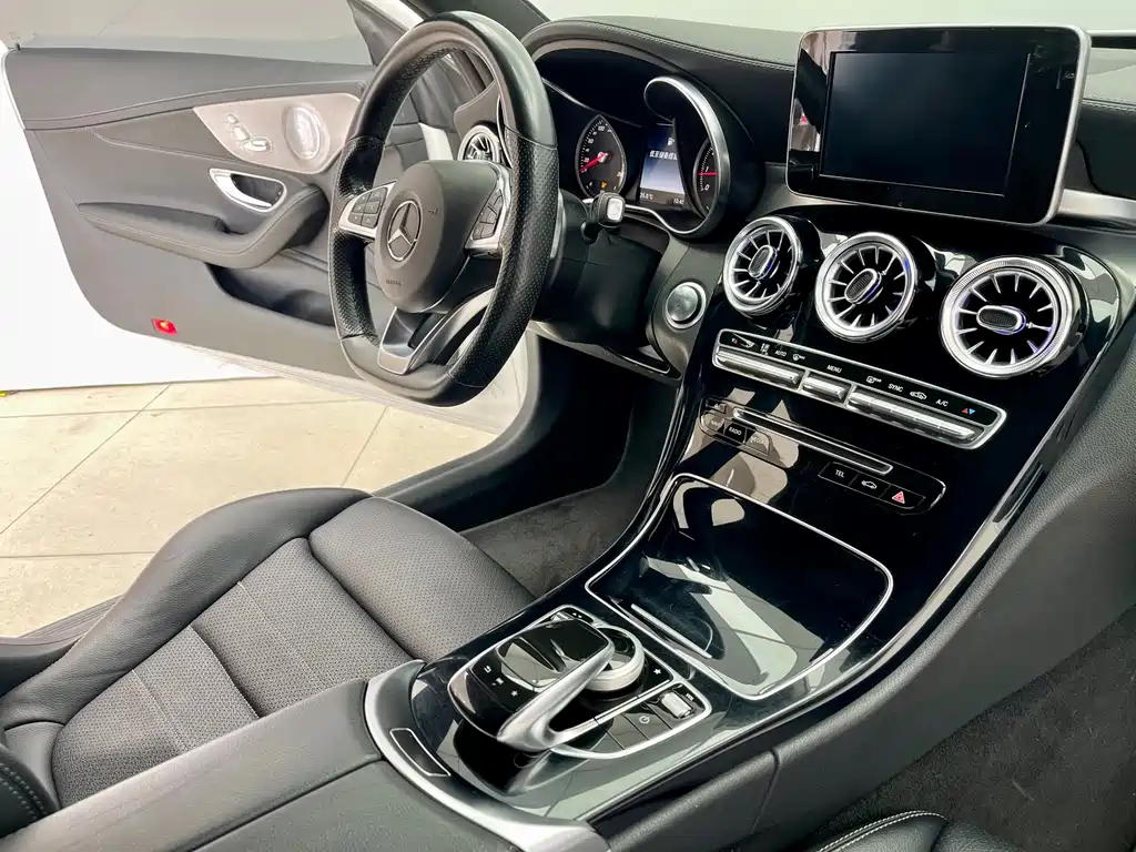 Mercedes-Benz Mercedes-Benz C-Class Coupe 2017 C 200 4MATIC 2017 - thumbnail 13