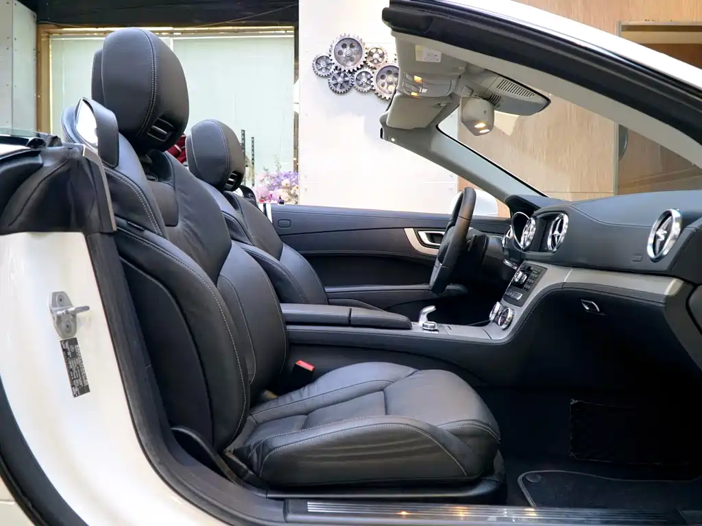 Mercedes-Benz Mercedes-Benz SL-Class 2013 SL 350 Fashion Edition 2013 - thumbnail 12