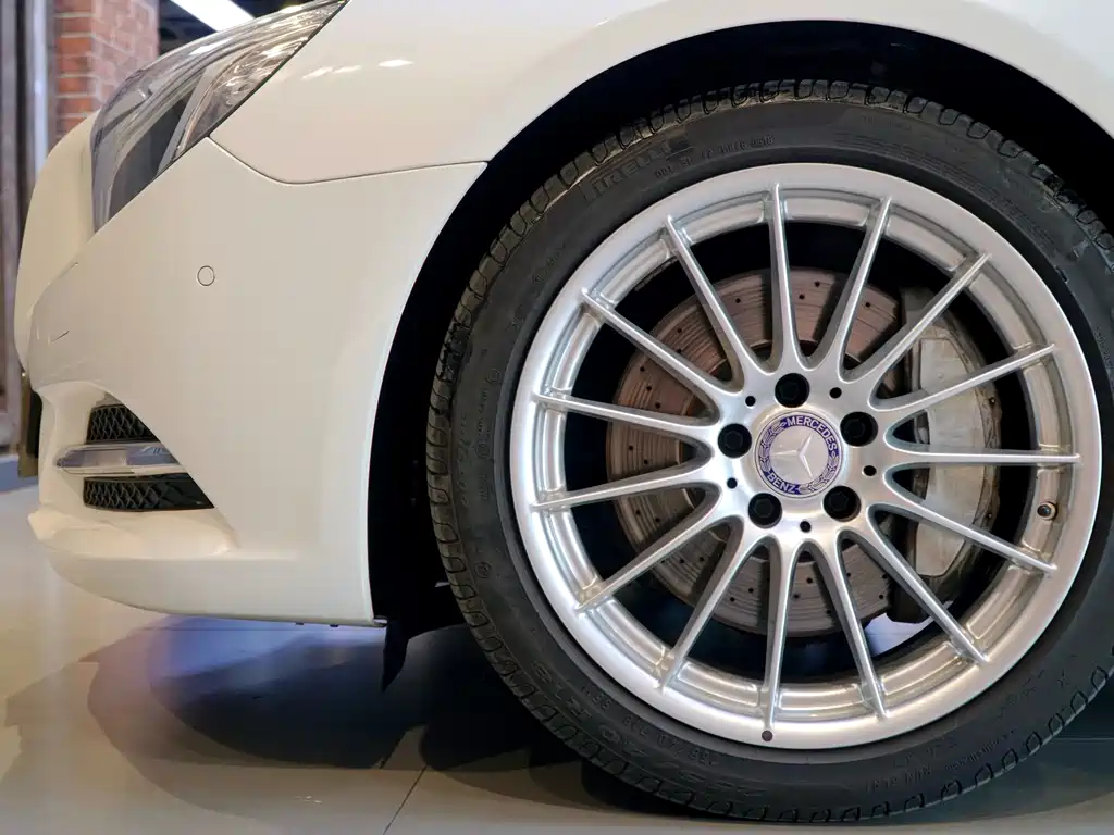 Mercedes-Benz Mercedes-Benz SL-Class 2013 SL 350 Fashion Edition 2013 - thumbnail 13