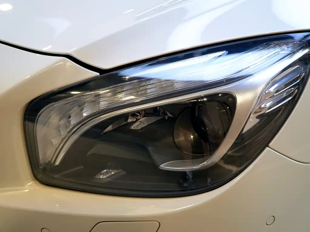 Mercedes-Benz Mercedes-Benz SL-Class 2013 SL 350 Fashion Edition 2013 - thumbnail 14