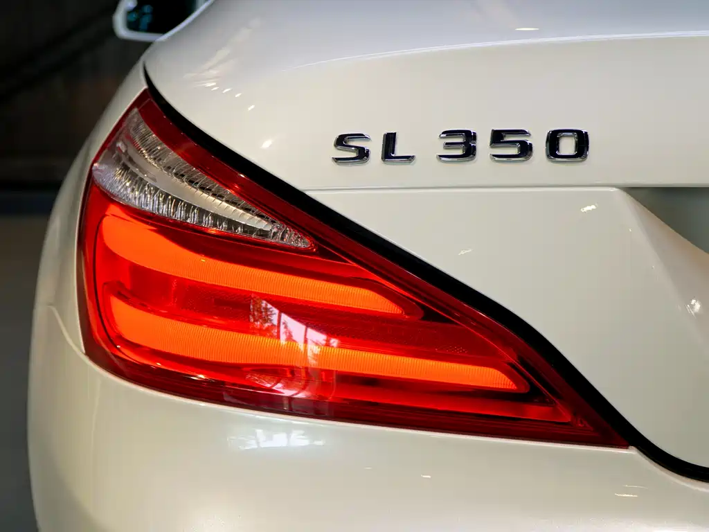 Mercedes-Benz Mercedes-Benz SL-Class 2013 SL 350 Fashion Edition 2013 - thumbnail 16
