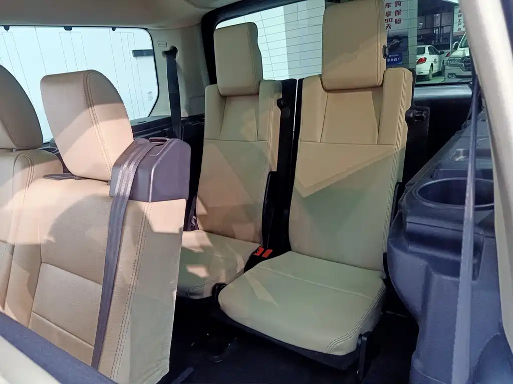 Land Rover Discovery 2009 2.7 TDV6-S 2009 - thumbnail 18