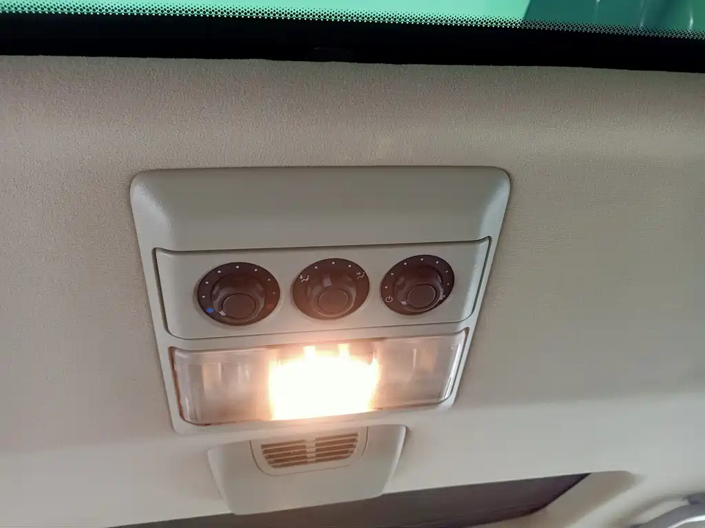 Land Rover Discovery 2009 2.7 TDV6-S 2009 - thumbnail 20