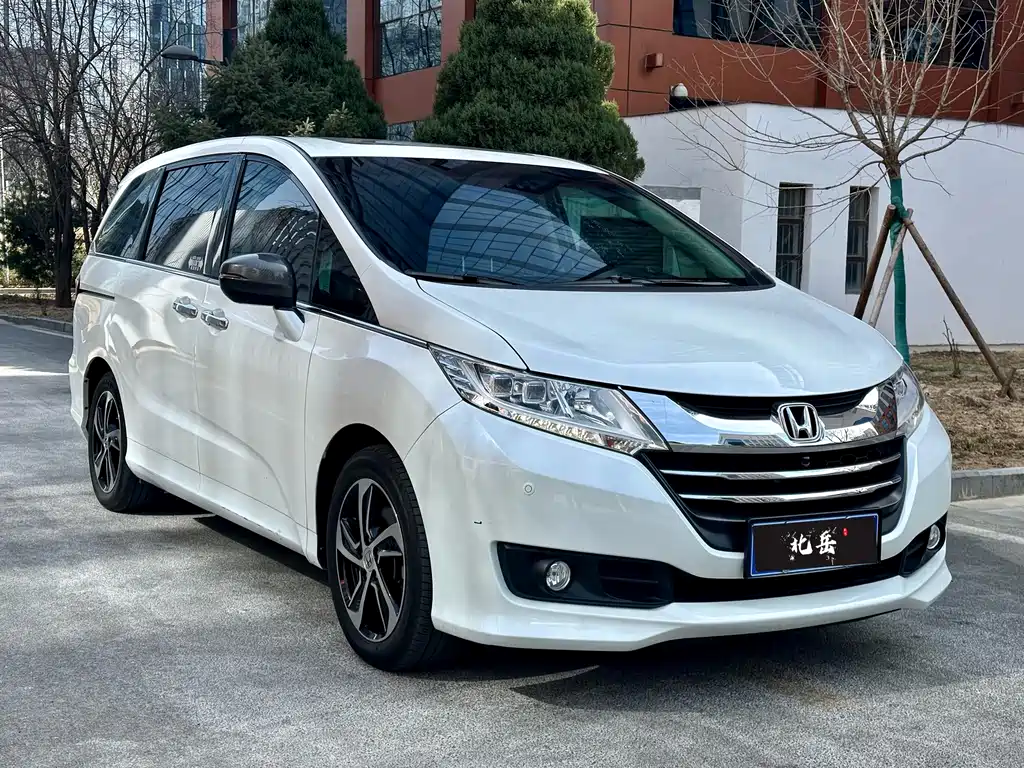Honda Honda Odyssey 2017 2.4L Executive Edition 2018 - thumbnail 2