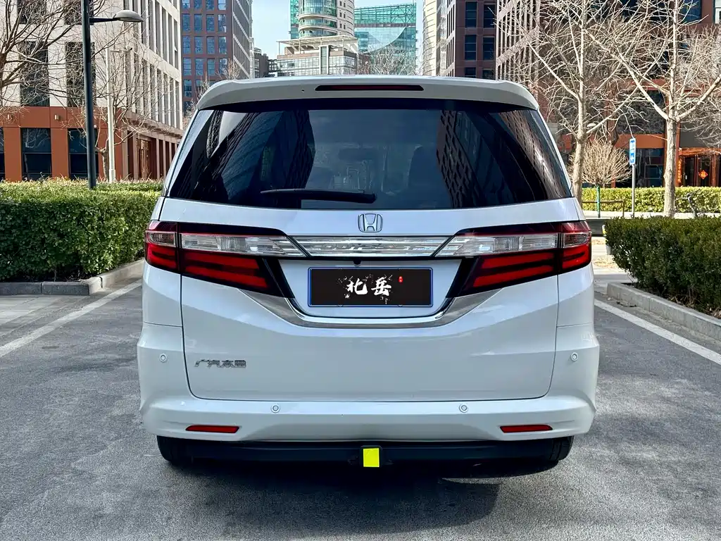 Honda Honda Odyssey 2017 2.4L Executive Edition 2018 - thumbnail 5