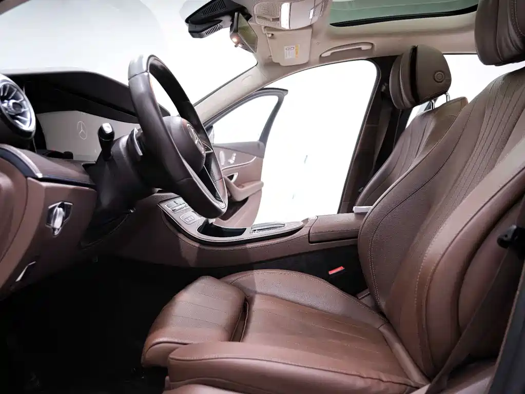 Mercedes-Benz Mercedes-Benz E-Class 2021 Model Year Facelift E 260 L 2021 - thumbnail 23